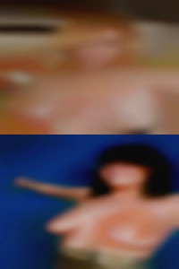 Can tho wife into naked girls.